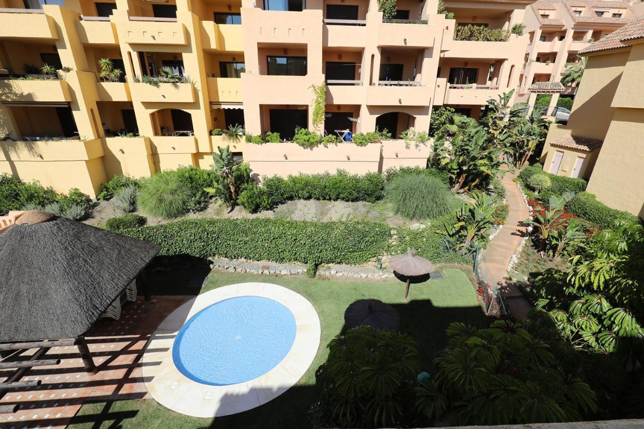 Duquesa Village Apartment - 2 Bed/2 Bath Apartment With Panoramic Sea Views マニルバ エクステリア 写真
